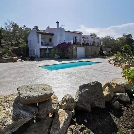 Dependance Dans Mas Traditionnel Avec Piscine Апартаменты *