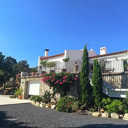 Apartment Dependance Dans Mas Traditionnel Avec Piscine